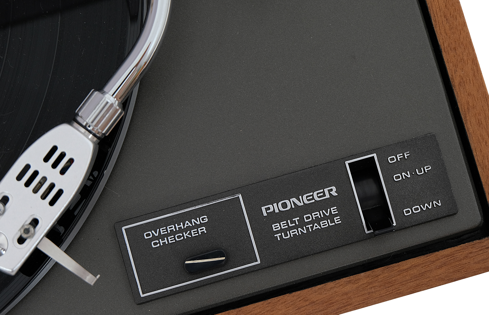 Pioneer PL 12D II turntable