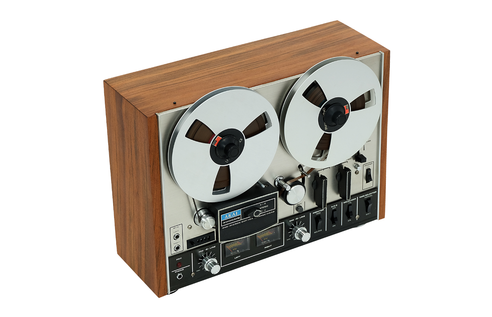 AKAI 4000 DS reel-to-reel tape recorder
