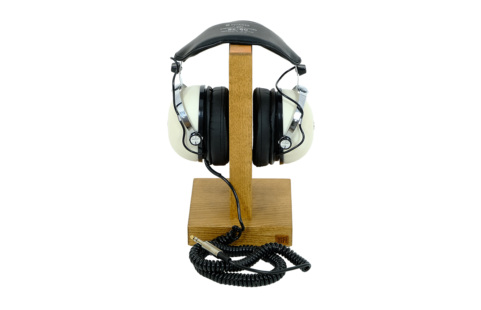 Pioneer SE-50 headphones