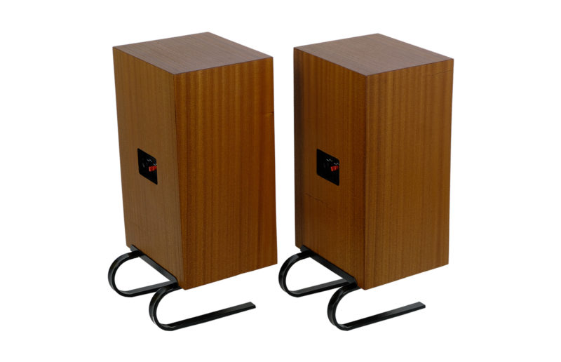JBL L 100 speakers