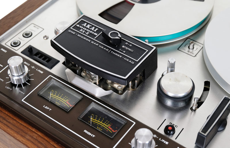 AKAI 4000 DS MK II reel-to-reel tape recorder