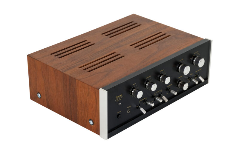 Sansui AU-555A amplifier, audio vintage