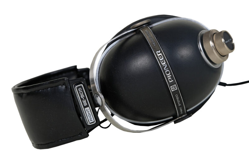 Pioneer SE-505, vintage headphones