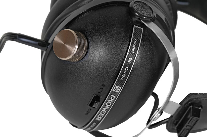 Pioneer SE-Q 404, vintage headphones
